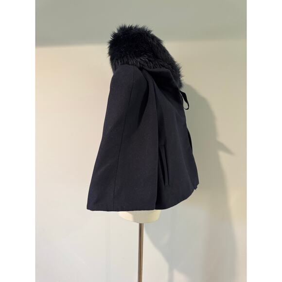 Tahari Black Capelet Jacket with Removable Faux Fur Collar - Size Small/Medium - Picture 4 of 7